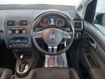 Volkswagen Touran 1.6 TDI SE DSG Euro 5 5dr