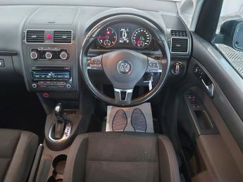 Volkswagen Touran 1.6 TDI SE DSG Euro 5 5dr
