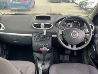 Renault Clio 1.6 VVT Dynamique 5dr