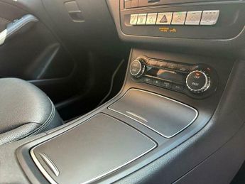 Mercedes-Benz B Class Electric Art Auto 5dr