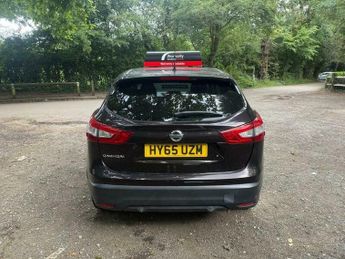 Nissan Qashqai 1.2 DIG-T n-tec XTRON 2WD Euro 6 (s/s) 5dr