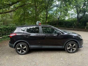Nissan Qashqai 1.2 DIG-T n-tec XTRON 2WD Euro 6 (s/s) 5dr