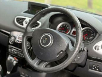 Renault Clio 1.6 VVT Initiale TomTom Auto Euro 4 5dr