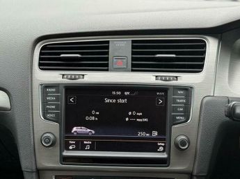 Volkswagen Golf 1.2 TSI BlueMotion Tech S DSG Euro 5 (s/s) 5dr