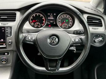 Volkswagen Golf 1.2 TSI BlueMotion Tech S DSG Euro 5 (s/s) 5dr