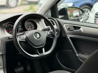 Volkswagen Golf 1.2 TSI BlueMotion Tech S DSG Euro 5 (s/s) 5dr