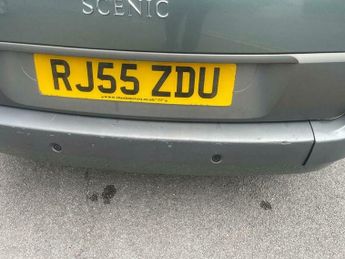 Renault Scenic 1.6 VVT Dynamique 5dr