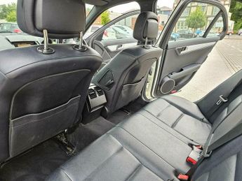 Mercedes-Benz C Class 2.1 C220 CDI BlueEfficiency Sport Auto Euro 5 4dr