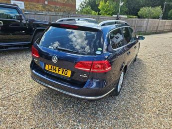 Volkswagen Passat 1.4 TSI BlueMotion Tech SE DSG Euro 5 (s/s) 5dr