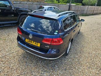 Volkswagen Passat 1.4 TSI BlueMotion Tech SE DSG Euro 5 (s/s) 5dr