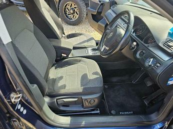 Volkswagen Passat 1.4 TSI BlueMotion Tech SE DSG Euro 5 (s/s) 5dr