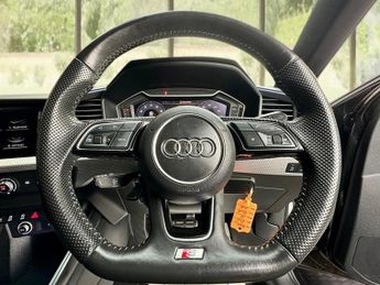 Audi A1 SPORTBACK TFSI S LINE