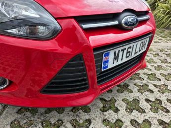 Ford Focus 1.6 Zetec Powershift Euro 5 5dr