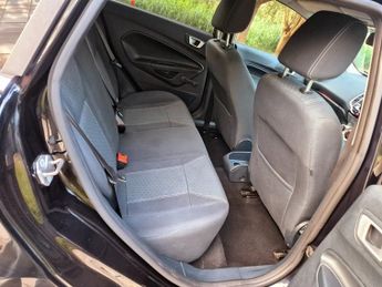Ford Fiesta 1.4 Titanium Hatchback 5dr Petrol Automatic (154 g/km, 94 bhp)
