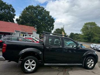 Nissan Navara 2.5 dCi Tekna 4WD Euro 5 4dr