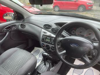 Ford Focus 1.6i 16v Zetec 5dr