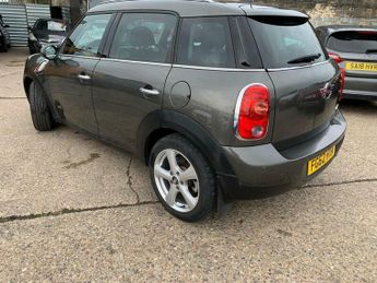 MINI Countryman 2.0 Cooper D Auto ALL4 Euro 5 5dr