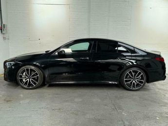 Mercedes-Benz CLA 2.0 CLA35 AMG (Premium) Coupe 7G-DCT 4MATIC Euro 6 (s/s) 4dr