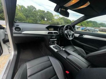 Mercedes-Benz C Class 1.8 C250 BlueEfficiency AMG Sport G-Tronic+ Euro 5 (s/s) 2dr