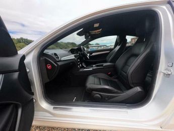 Mercedes-Benz C Class 1.8 C250 BlueEfficiency AMG Sport G-Tronic+ Euro 5 (s/s) 2dr