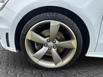 Audi A1 1.4 TFSI Black Edition Sportback S Tronic Euro 5 5dr