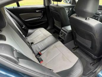 BMW 1 SERIES 2.0 118d Urban Auto Euro 5 (s/s) 5dr