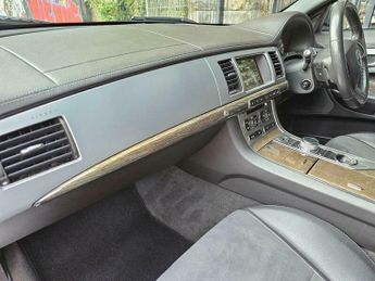 Jaguar XF 2.2d R-Sport Auto Euro 5 (s/s) 4dr
