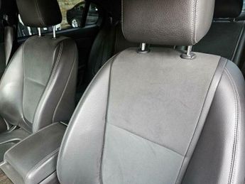 Jaguar XF 2.2d R-Sport Auto Euro 5 (s/s) 4dr