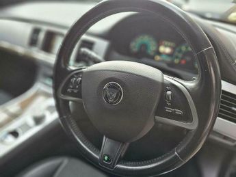 Jaguar XF 2.2d R-Sport Auto Euro 5 (s/s) 4dr