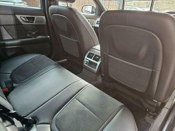 Jaguar XF 2.2d R-Sport Auto Euro 5 (s/s) 4dr