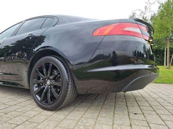 Jaguar XF 2.2d R-Sport Auto Euro 5 (s/s) 4dr