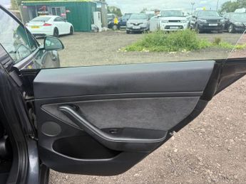 Tesla Model 3 (Dual Motor) Long Range Auto 4WDE 4dr
