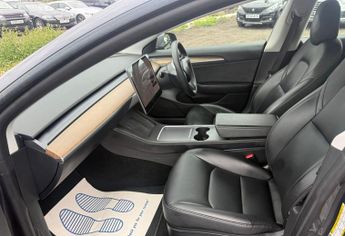 Tesla Model 3 (Dual Motor) Long Range Auto 4WDE 4dr
