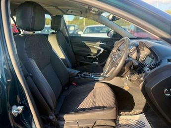 Vauxhall Insignia 1.6 CDTi SE Sports Tourer Auto Euro 6 5dr