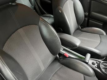 MINI Countryman COOPER S ALL4 AUTOMATIC