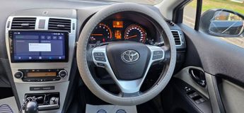 Toyota Avensis 2.0 V-Matic Excel Touring CVT 5dr
