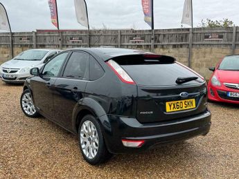 Ford Focus 1.6 Zetec 5dr