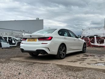 BMW 330 330e