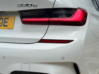 BMW 330 330e