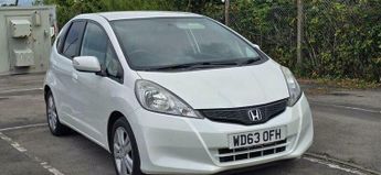 Honda Jazz 1.4 i-VTEC ES Plus CVT Euro 5 5dr