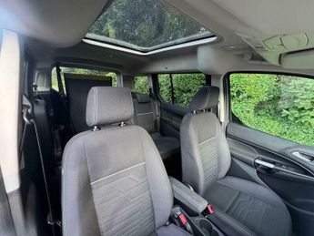 Ford Tourneo Connect 1.5 TDCi Titanium Powershift Euro 6 (s/s) 5dr