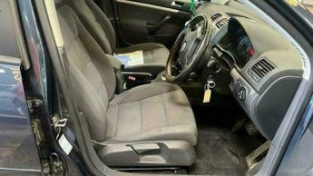 Volkswagen Golf 1.9 TDI Match DSG 5dr