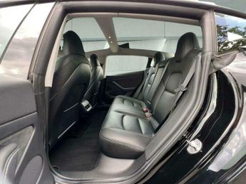 Tesla Model 3 (Dual Motor) Long Range Auto 4WDE 4dr