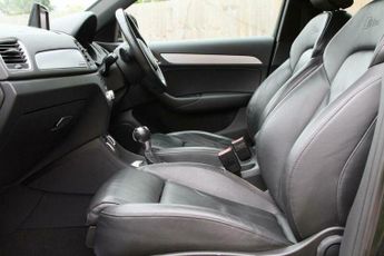 Audi Q3 2.0 TDI S line S Tronic quattro Euro 5 (s/s) 5dr