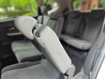 Toyota Prius 1.8 VVT-h Icon CVT Euro 5 (s/s) 5dr