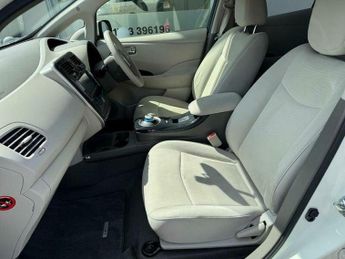 Nissan Leaf 24kWh Hatchback 5dr Electric Auto (107 bhp)
