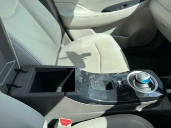 Nissan Leaf 24kWh Hatchback 5dr Electric Auto (107 bhp)