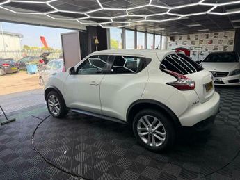 Nissan Juke 1.6 Acenta Premium XTRON Euro 5 5dr