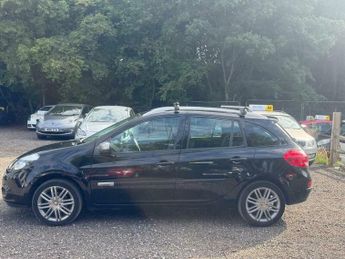 Renault Clio 1.2 Dynamique TomTom Sport Tourer Euro 5 5dr