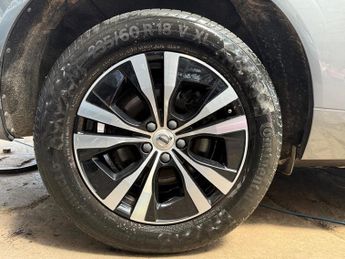 Volvo XC60 B4 MOMENTUM